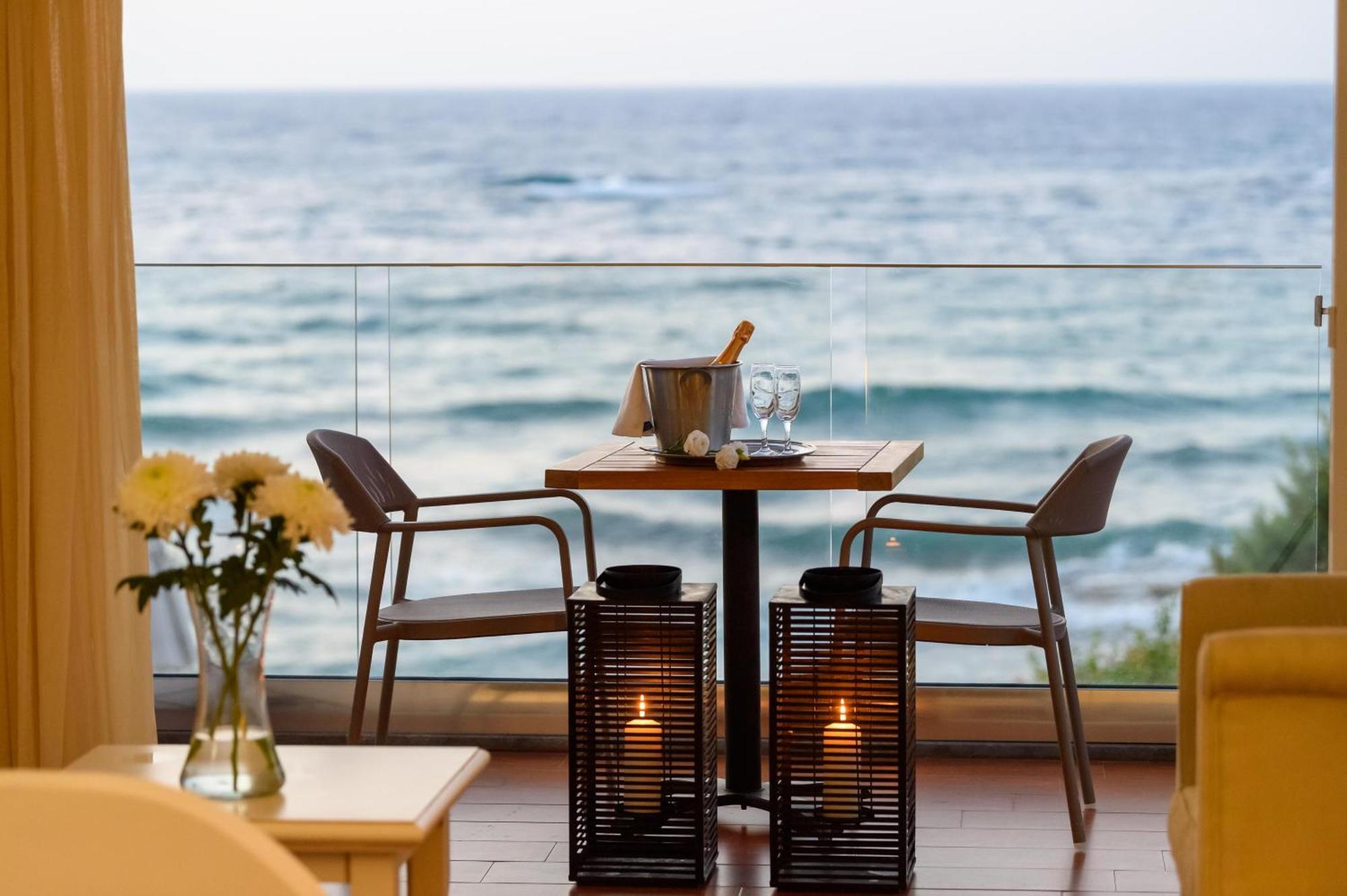 Alexander Beach Hotel&Village Resort Malia Exterior foto