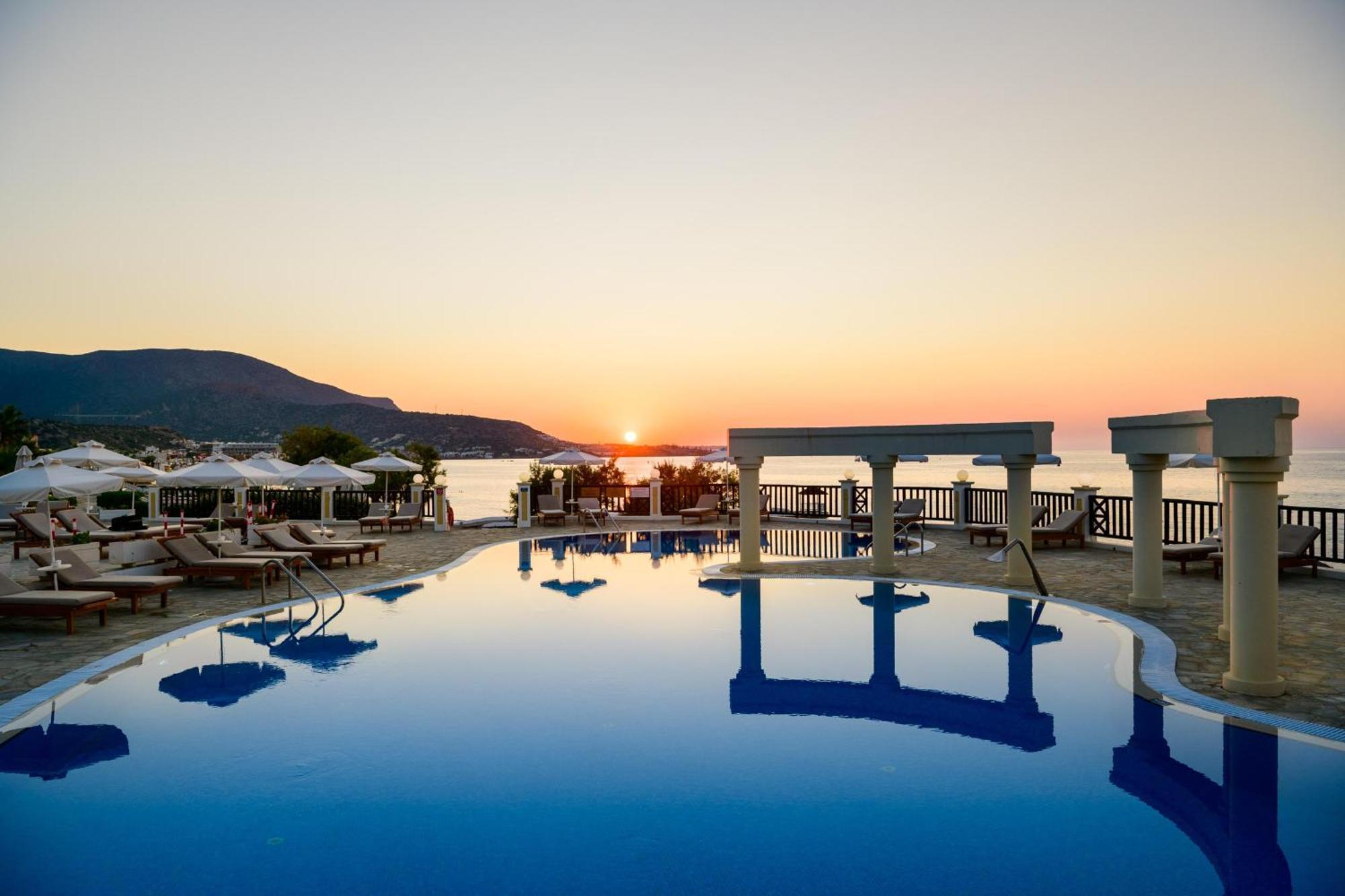 Alexander Beach Hotel&Village Resort Malia Exterior foto