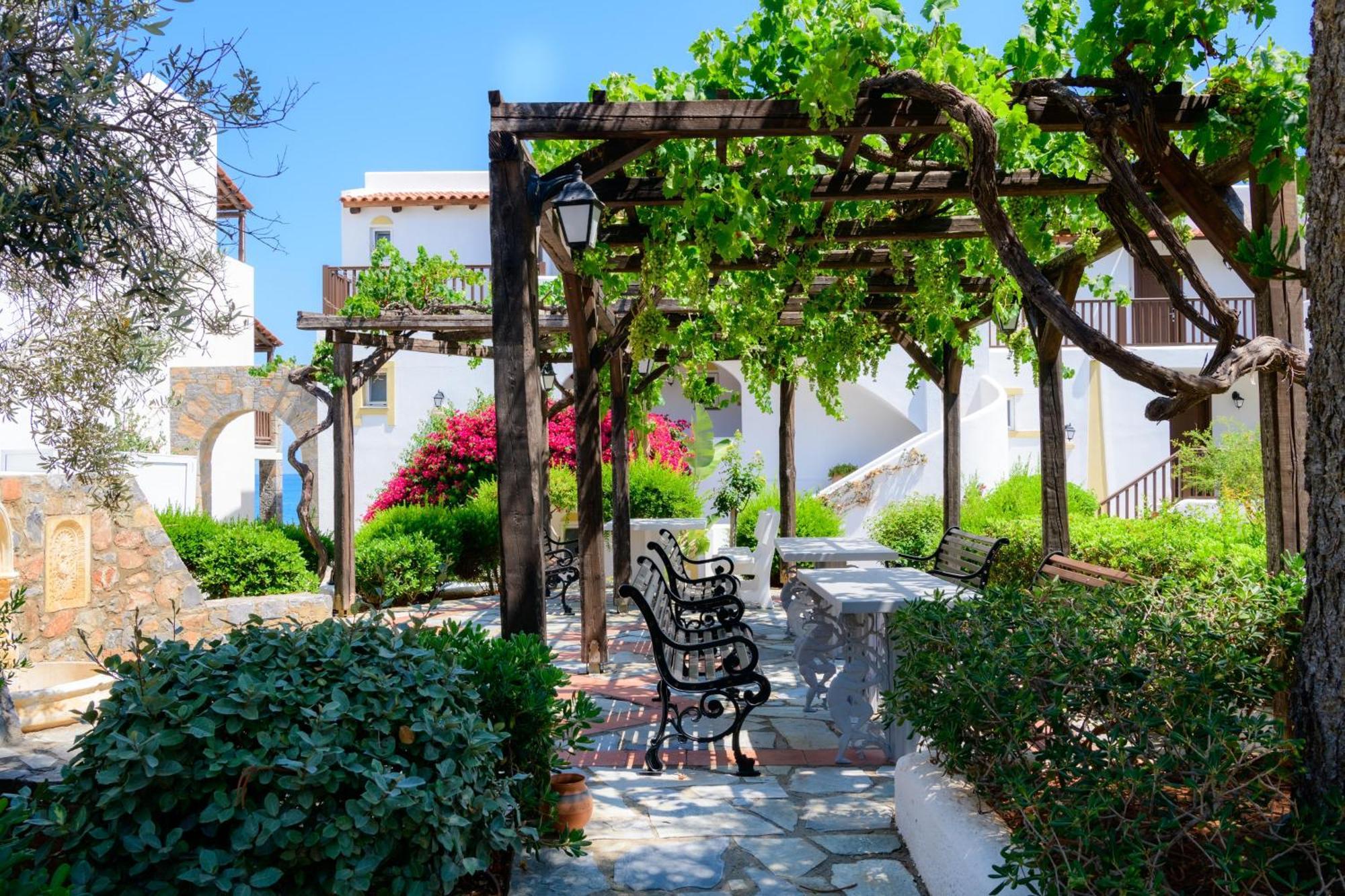 Alexander Beach Hotel&Village Resort Malia Exterior foto