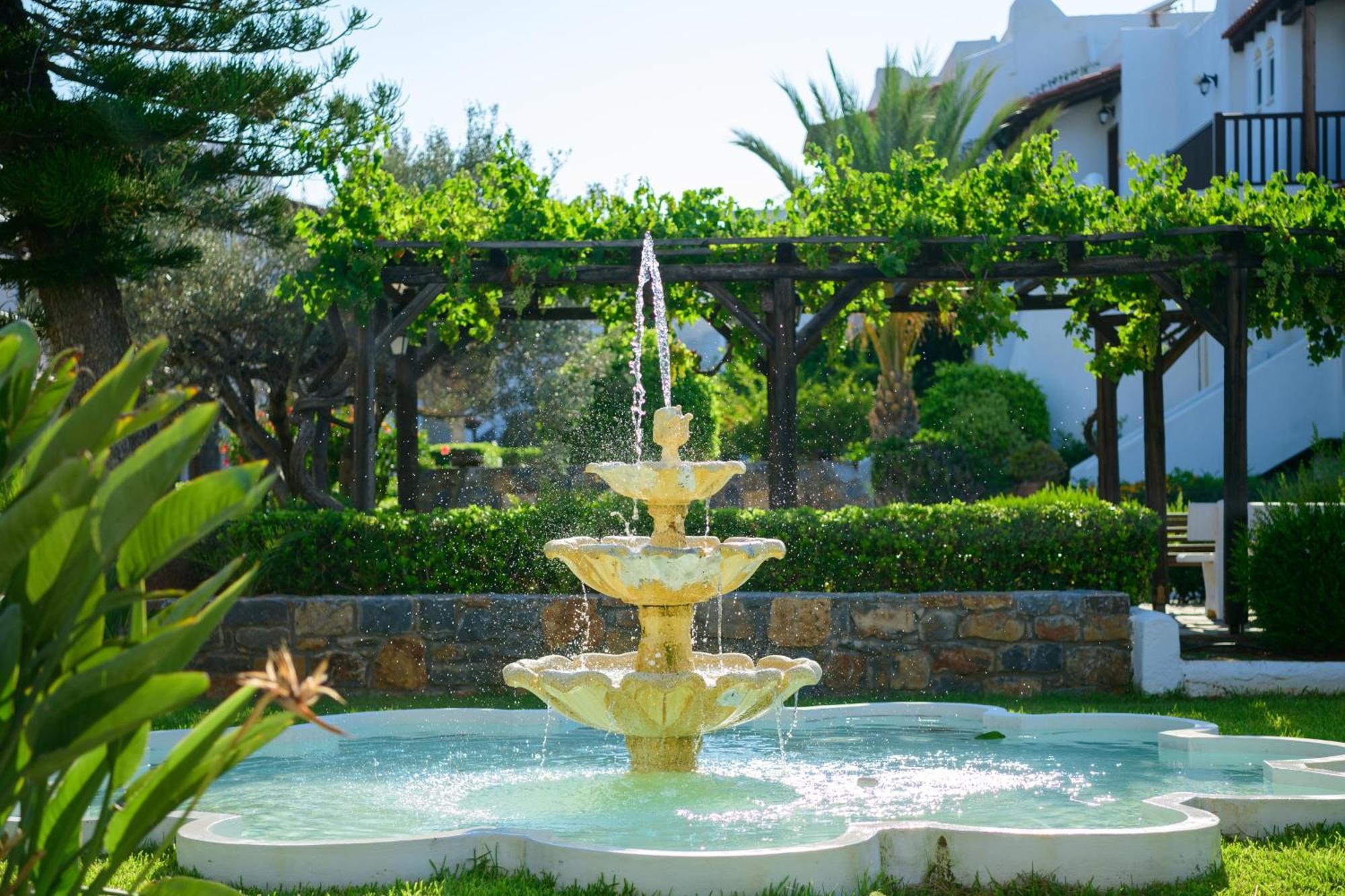 Alexander Beach Hotel&Village Resort Malia Exterior foto