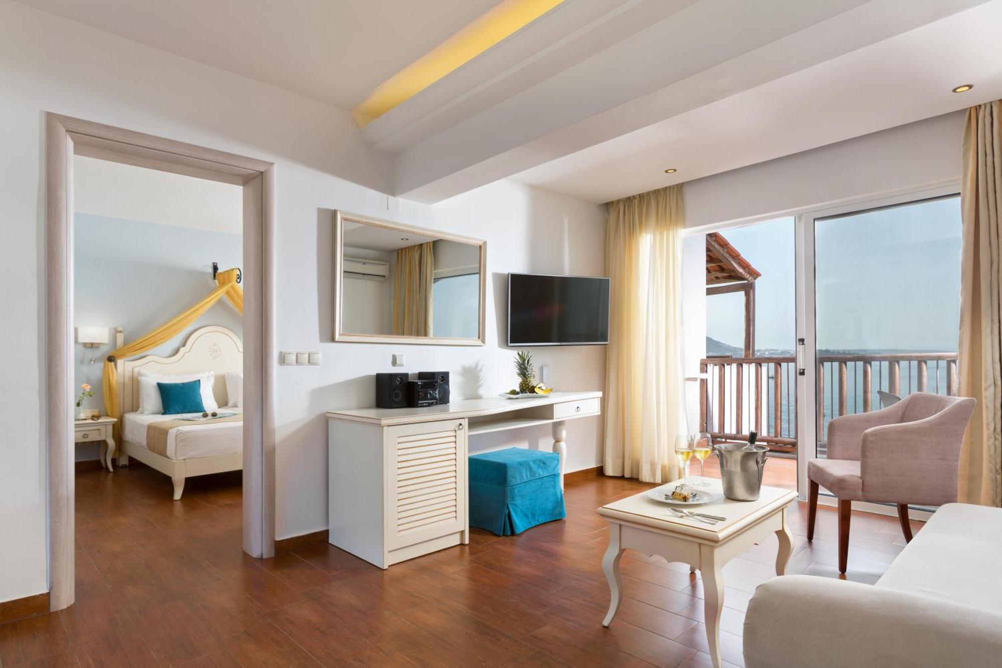 Alexander Beach Hotel&Village Resort Malia Exterior foto