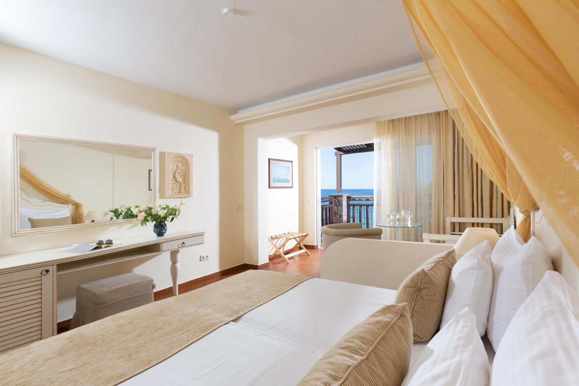 Alexander Beach Hotel&Village Resort Malia Exterior foto