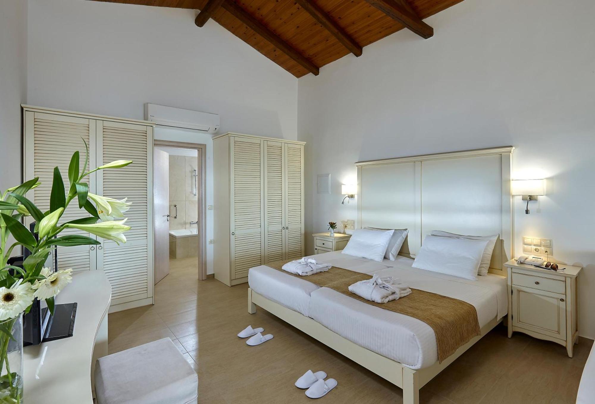 Alexander Beach Hotel&Village Resort Malia Exterior foto